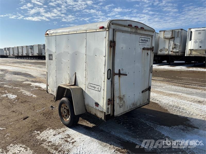 Haulmark 8 ft S/A Enclosed Trailer Furgoonhaagised
