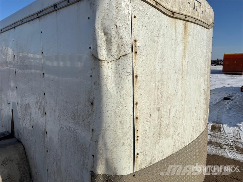 Haulmark 8 ft S/A Enclosed Trailer Furgoonhaagised