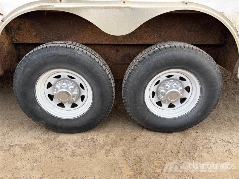 Haulmark GR85X20WT4 20 ft T/A Enclosed Trailer Прицепы-фургоны