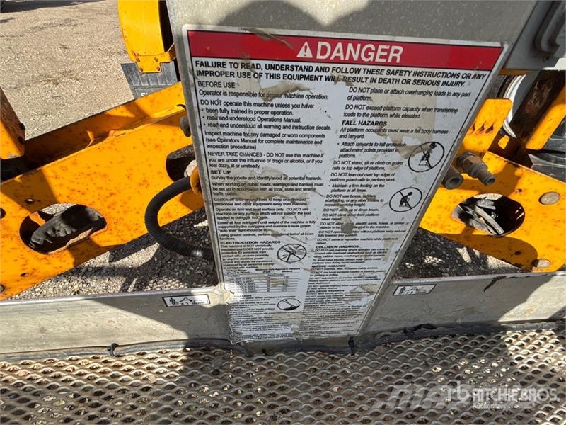 Haulotte 5533A Towable Lift Trailer mounted platforms