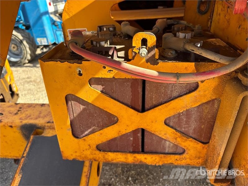 Haulotte 5533A Towable Lift Trailer mounted platforms