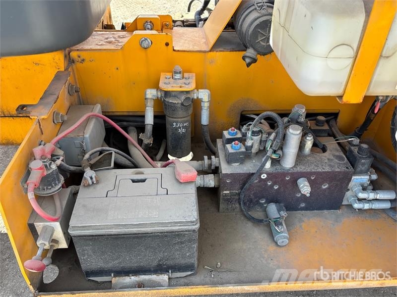 Haulotte 55XA Towable Lift Trailer mounted platforms