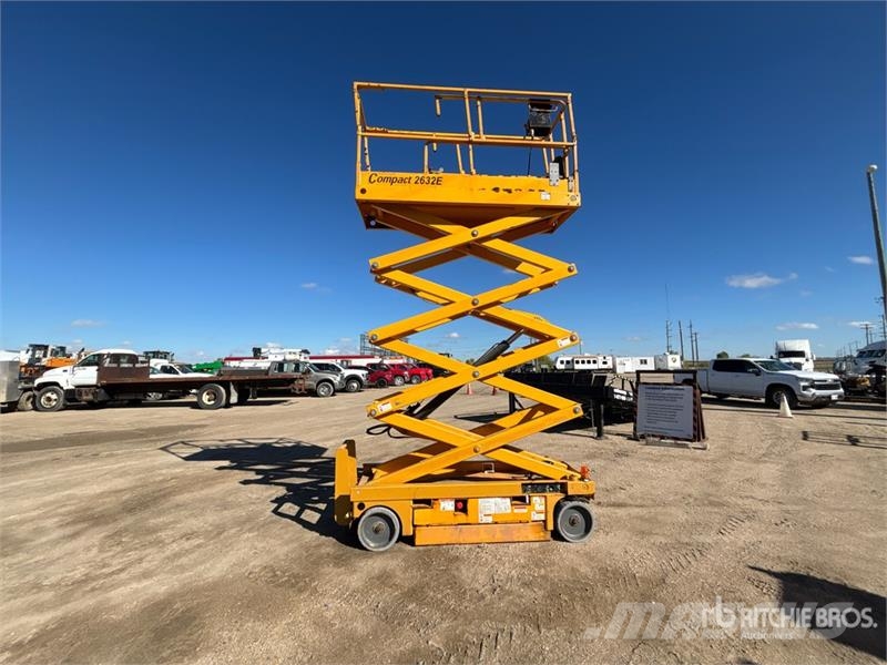 Haulotte H2632E Scissor Lift Scissor lifts