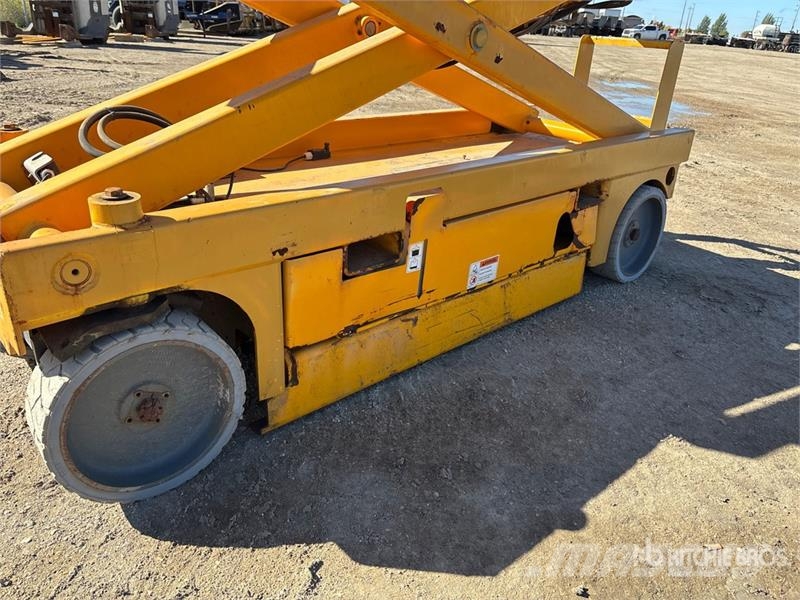 Haulotte H2632E Scissor Lift Scissor lifts