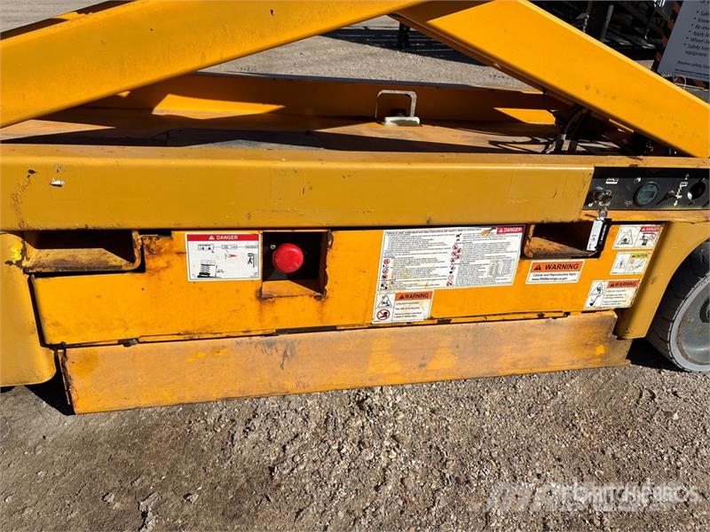 Haulotte H2632E Scissor Lift Scissor lifts