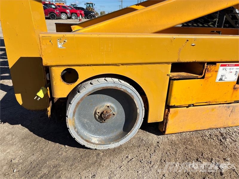 Haulotte H2632E Scissor Lift Scissor lifts
