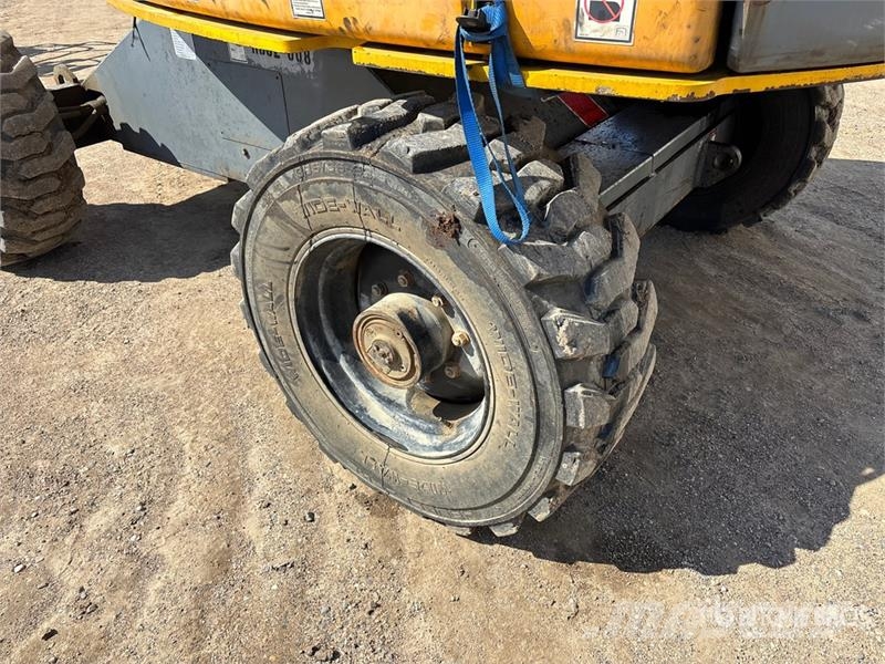 Haulotte HB62 2WD Diesel Telescopic Boom Lift Telescopic boom lifts