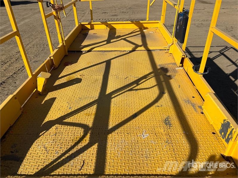 Haulotte HS4388RT 4x4 Diesel Scissor Lift 가위형 리프트