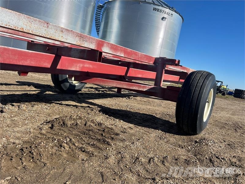 Hauser 36 ft S/A Bale Mover Remorci cu autoîncarcare