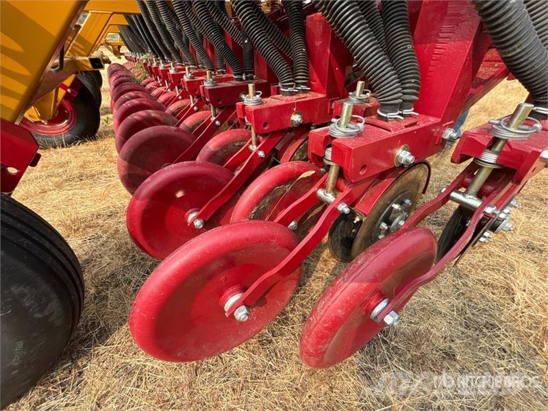 Haybuster 107C 20 in Air Seeder Σπορείς