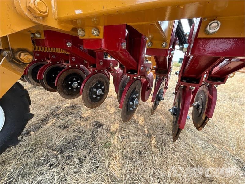Haybuster 107C 20 in Air Seeder Σπορείς