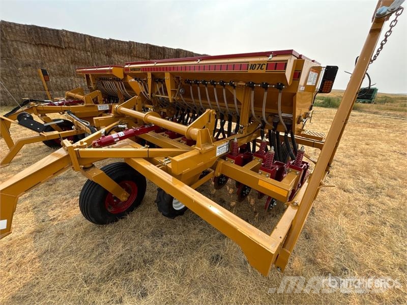 Haybuster 107C 20 in Air Seeder Σπορείς