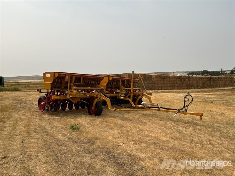 Haybuster 107C 20 in Air Seeder Σπορείς