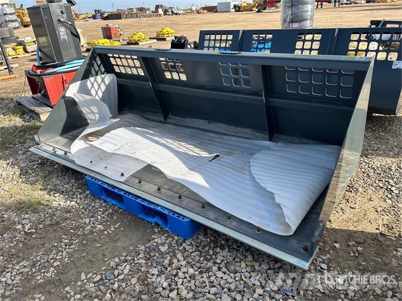  Hd112B 112 in L Skid Steer Bucket (Unused) 挖斗