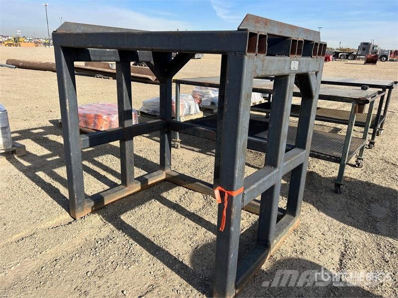  Heavy Shop Stand 48 in x 64 in x 48 in Drugi deli