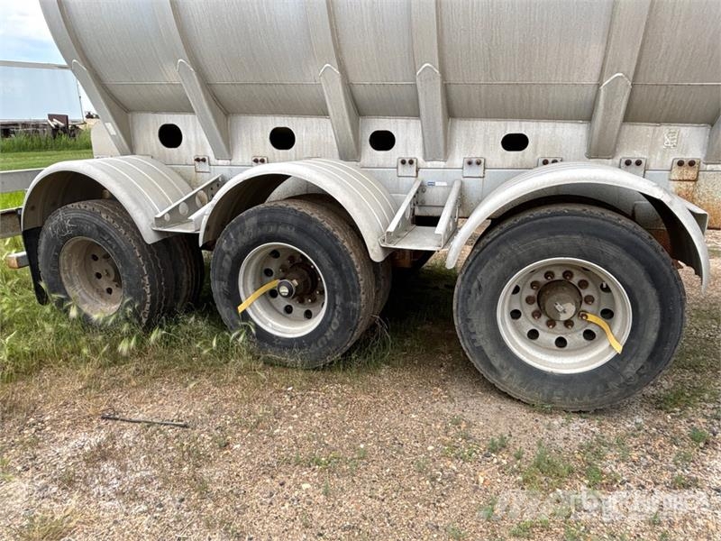 Heil 12200 gal Tri/A Tanker Trailer Prikolice za cisterne
