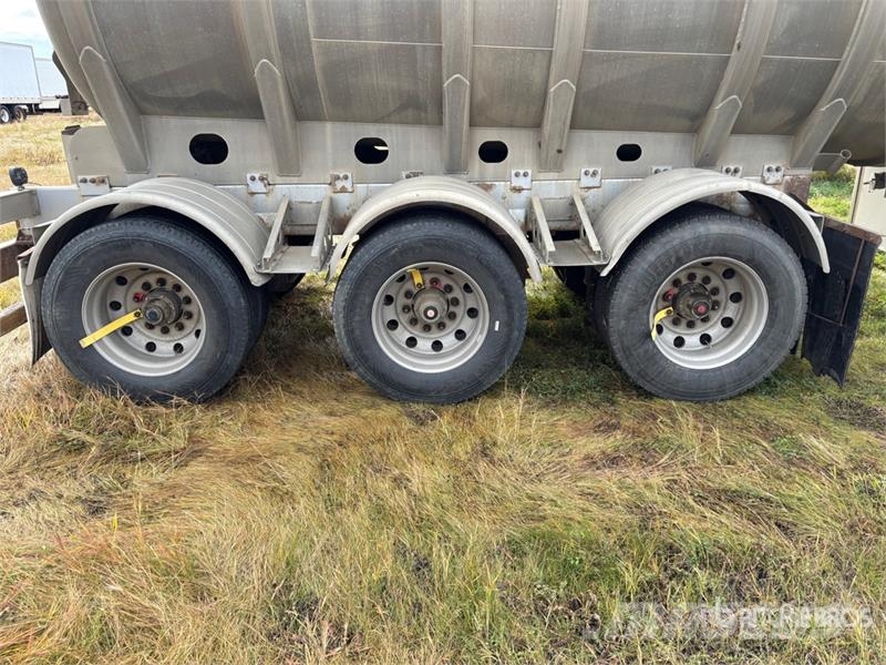 Heil 12200 gal Tri/A Tanker Trailer Tankanhänger
