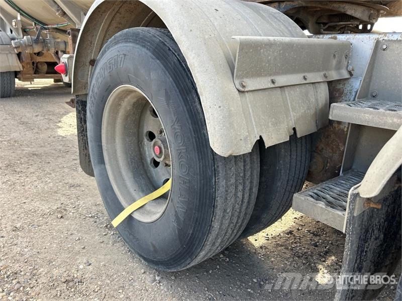 Heil 29000 L Super B-Train Lead Tanker Trailer Rimorchi cisterna