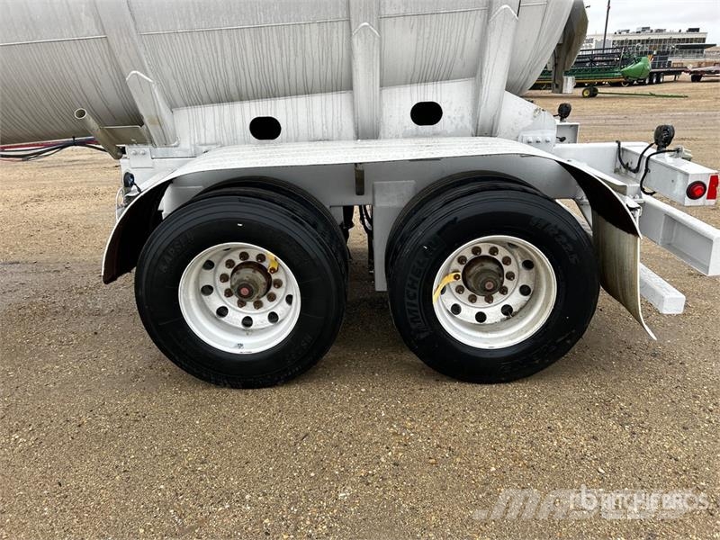 Heil 7400 gal Quad/A Pup Tanker Trailer Tank prikolice
