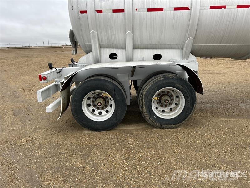 Heil 7400 gal Quad/A Pup Tanker Trailer Tank prikolice