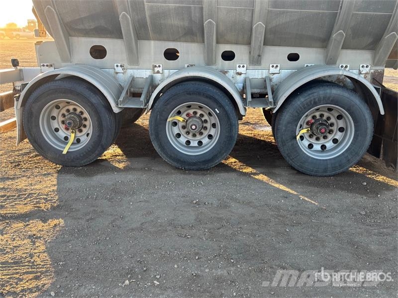 Heil Tanker Trailer Cisternové prívesy