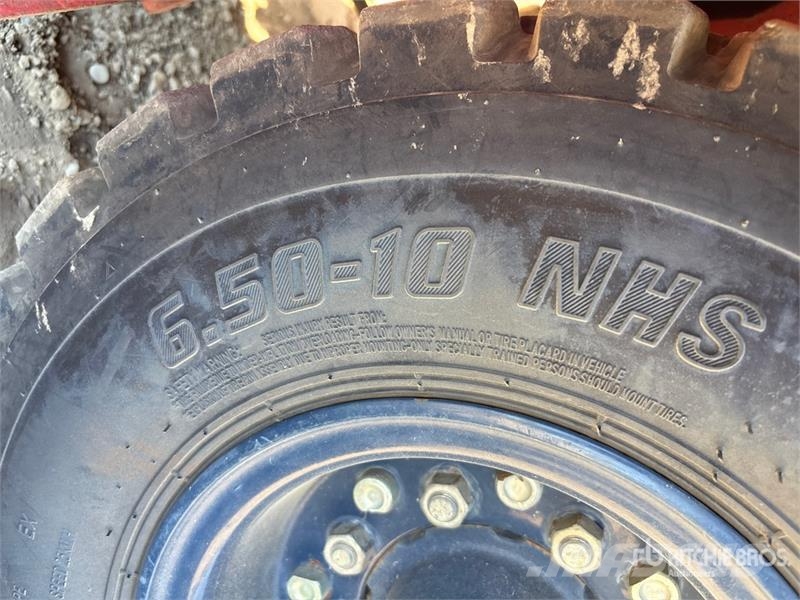 Heli CPYD30-RC3G 5400 lb Pneumatic Tire Forklift Autres Chariots élévateurs