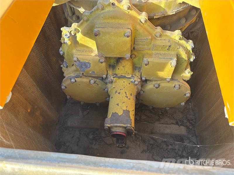Helicopter engine ماكينات زراعية - غير ذلك
