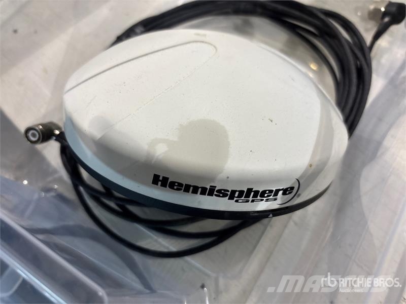  Hemisphere GNSS Receiver ماكينات زراعية - غير ذلك