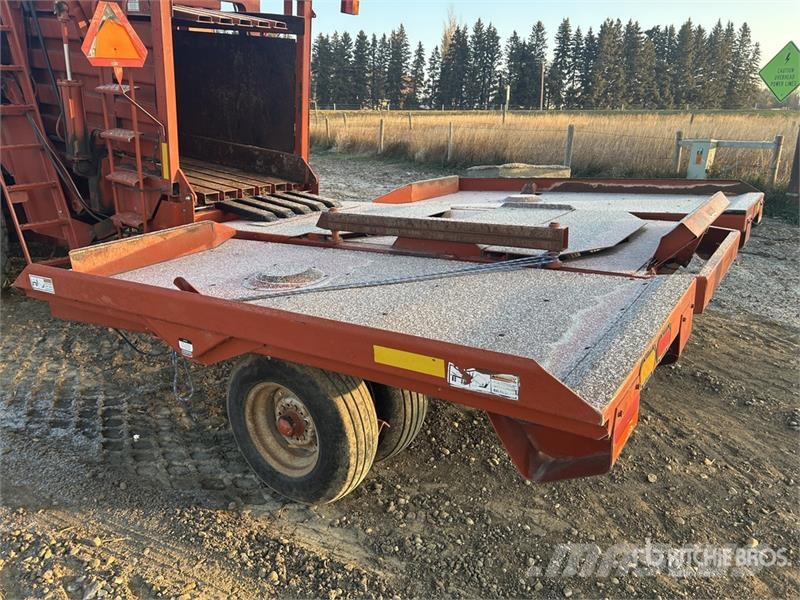 Hesston 4910 Szögletes bálázók