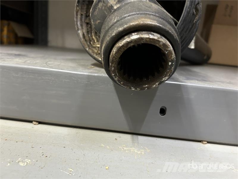 Hesston 4910 Szögletes bálázók