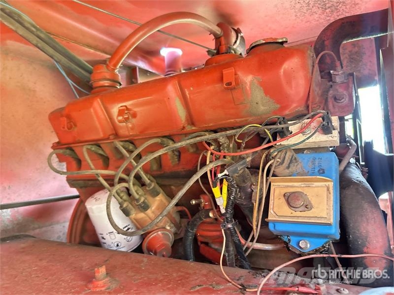 Hesston 6450 18 ft Swather Windrower محشات