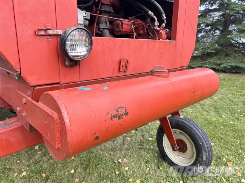 Hesston 6450 18 ft Swather Windrower محشات