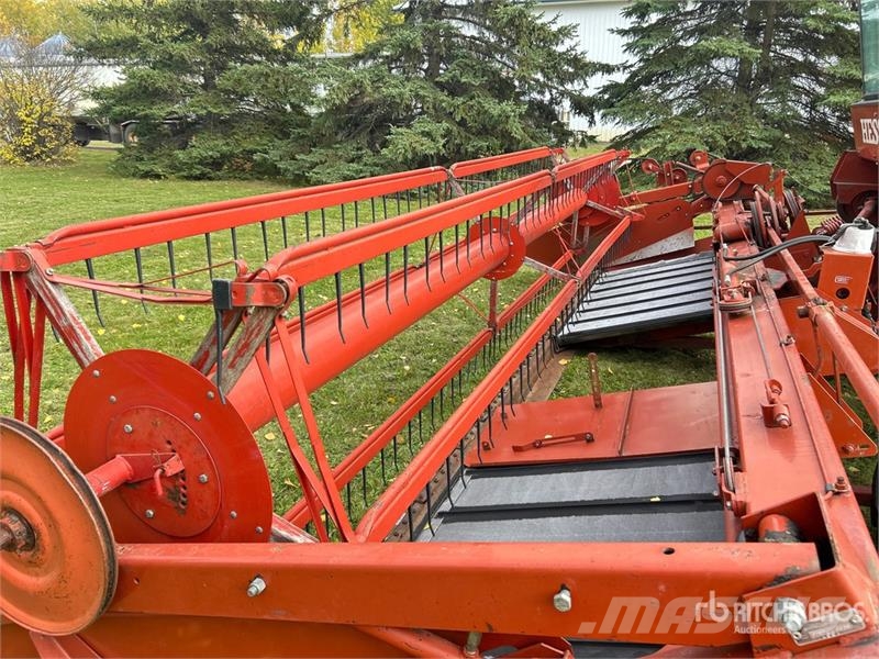 Hesston 6450 18 ft Swather Windrower محشات