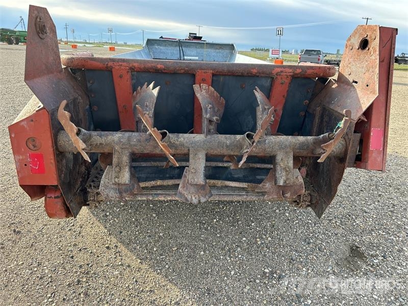 Hesston S310 T/A Manure Spreader معدات توزيع السماد العضوي
