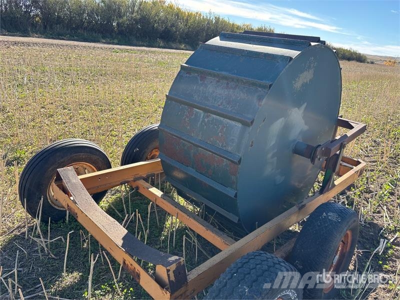  Hi-Hog Livestock Feeder Годівниці для тварин