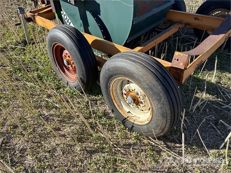  Hi-Hog Livestock Feeder Годівниці для тварин
