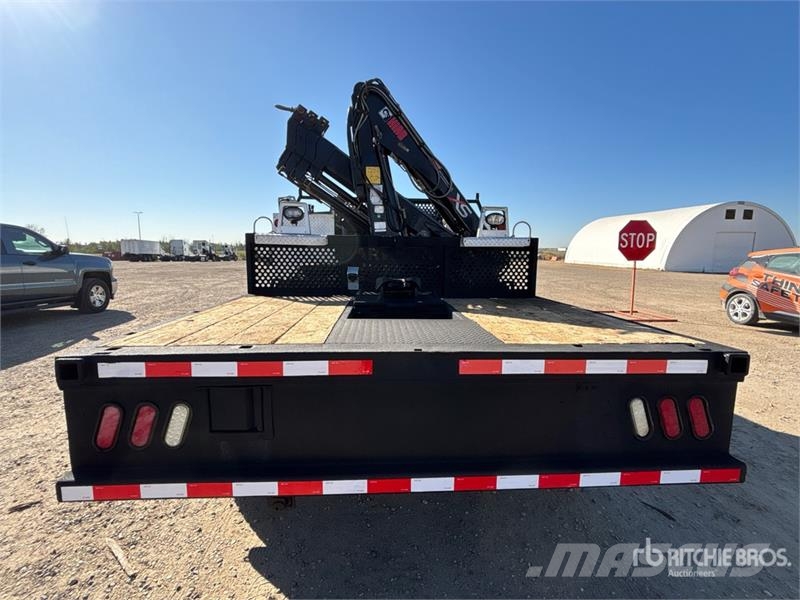 Hiab Knuckle Boom on Ram 5500 4x4 Boom Truck Camiones grúa