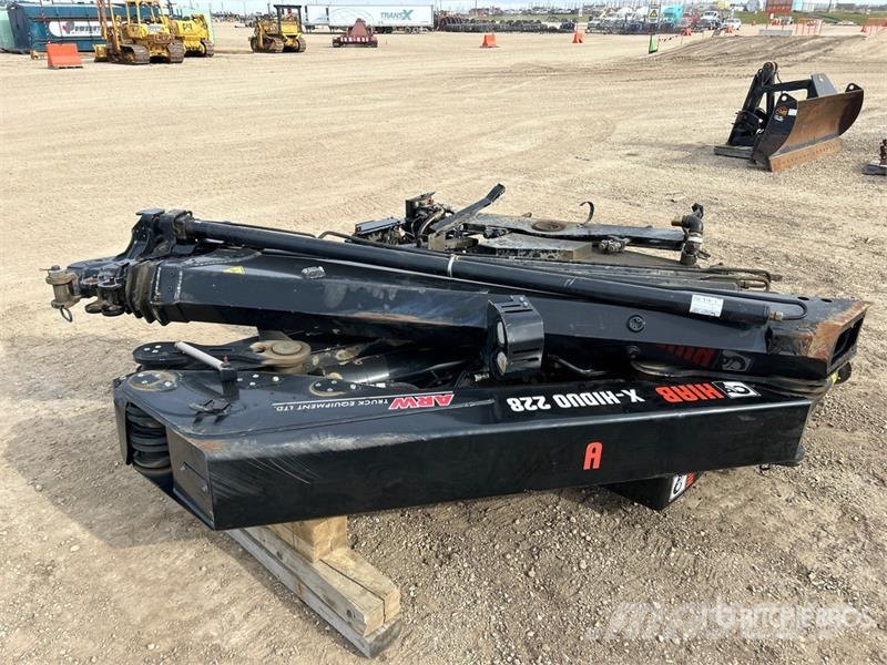 Hiab X-Hiduo 228 E-5 Boom Crane parts and equipment