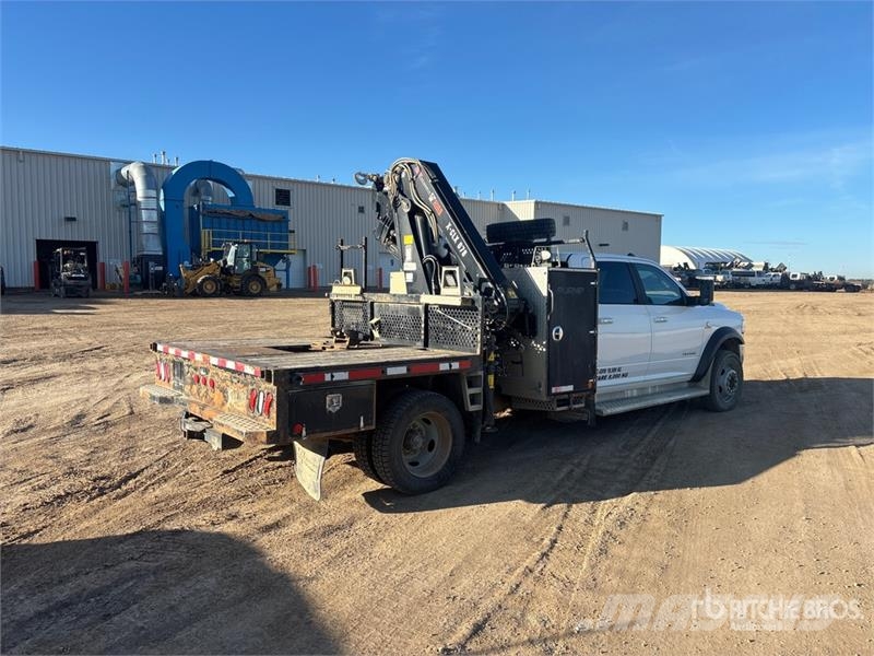 Hiab XCLX078ES-4 2800 kg Knuckle Boom on Ram 5500 SLT 4 Kamioni sa kranom