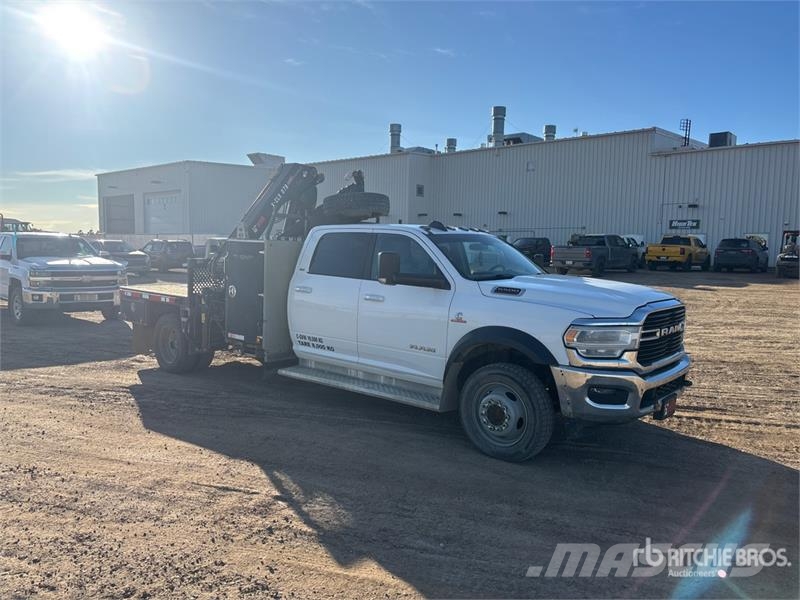 Hiab XCLX078ES-4 2800 kg Knuckle Boom on Ram 5500 SLT 4 Kamioni sa kranom