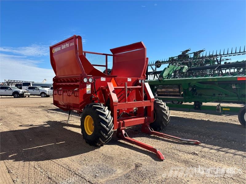 Highline Bale Pro CFR 651 13 ft Bale Processor Ballenschredder, -schneider und -wickler