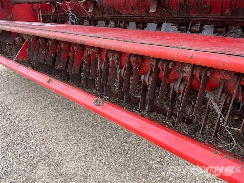 Highline Bale Pro CFR960 14 ft Hydraulic Bale Processor Dérouleuse, pailleuse