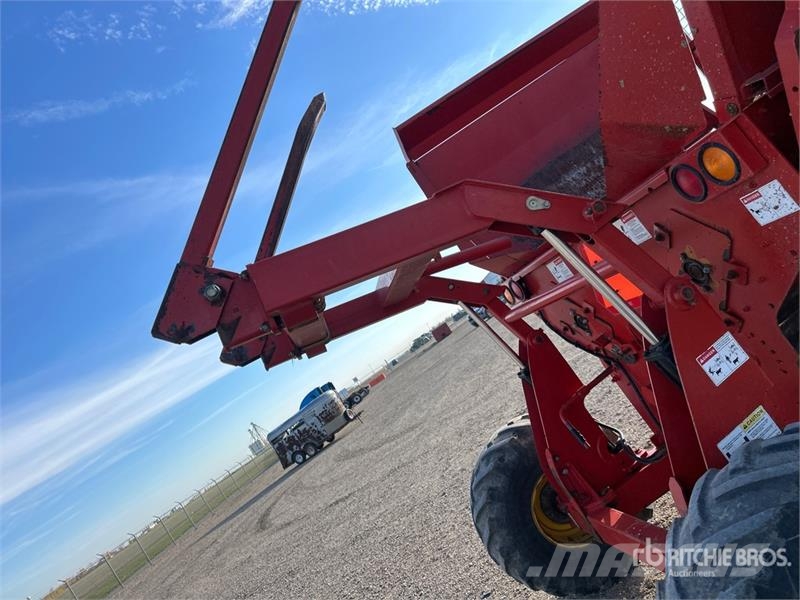 Highline CFR650 S/A Bale Processor Dérouleuse, pailleuse