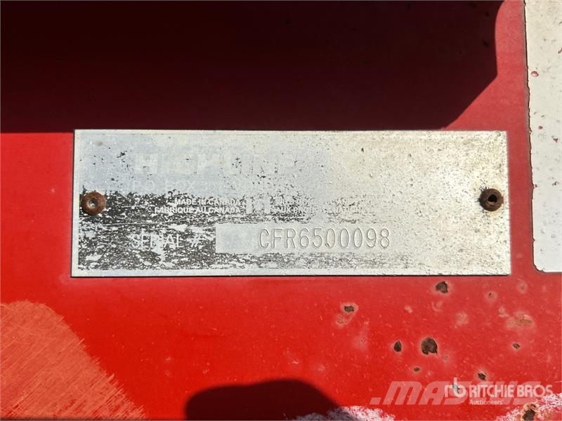 Highline CFR650 S/A Bale Processor Dérouleuse, pailleuse