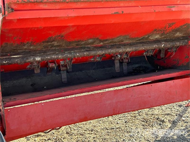 Highline CFR650 S/A Bale Processor Dérouleuse, pailleuse