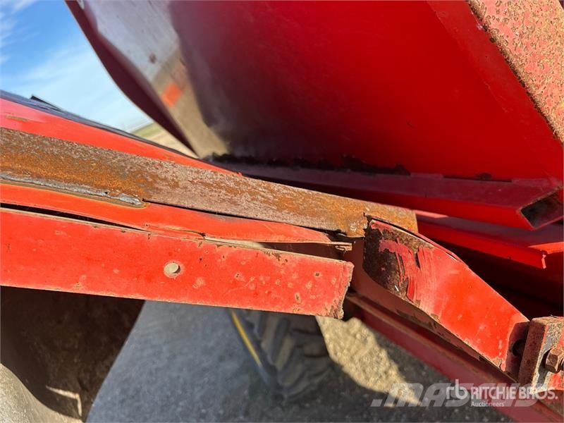 Highline CFR650 S/A Bale Processor Dérouleuse, pailleuse