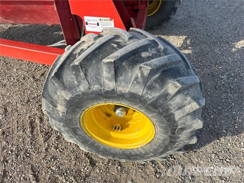 Highline CFR650 S/A Bale Processor Dérouleuse, pailleuse