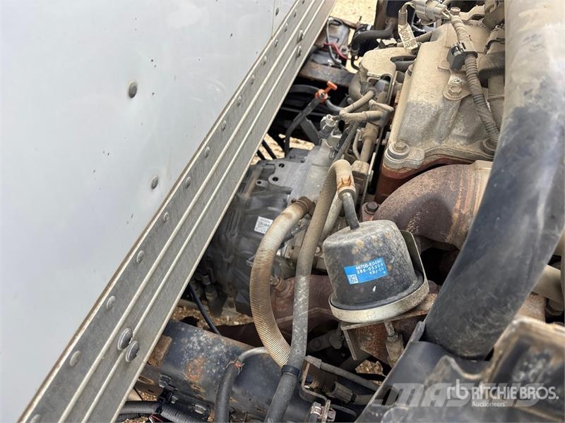 Hino 195 Camion cassonati