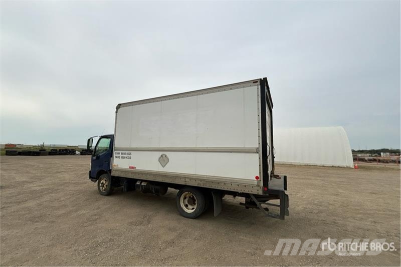 Hino 195 탑차 트럭