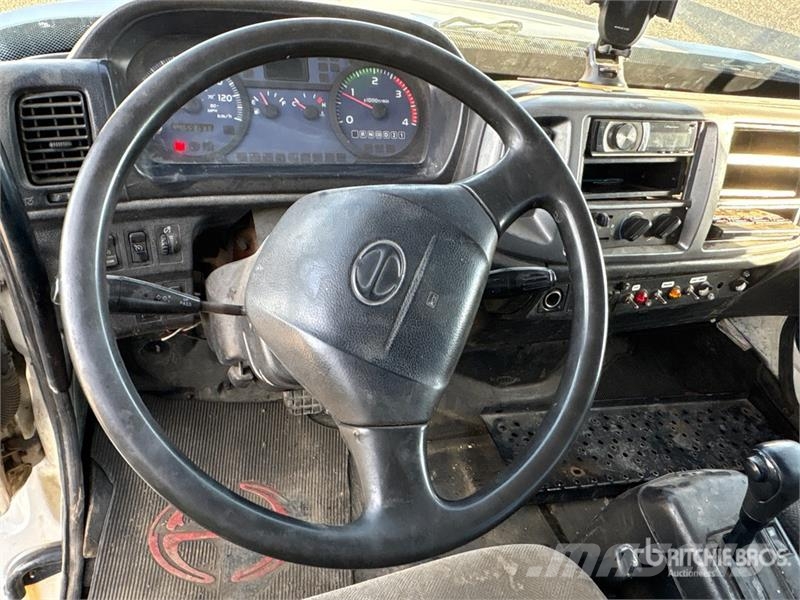 Hino 258 Kabine i unutrašnjost
